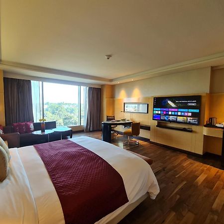 Jw Marriott Hotel Chandīgarh מראה חיצוני תמונה